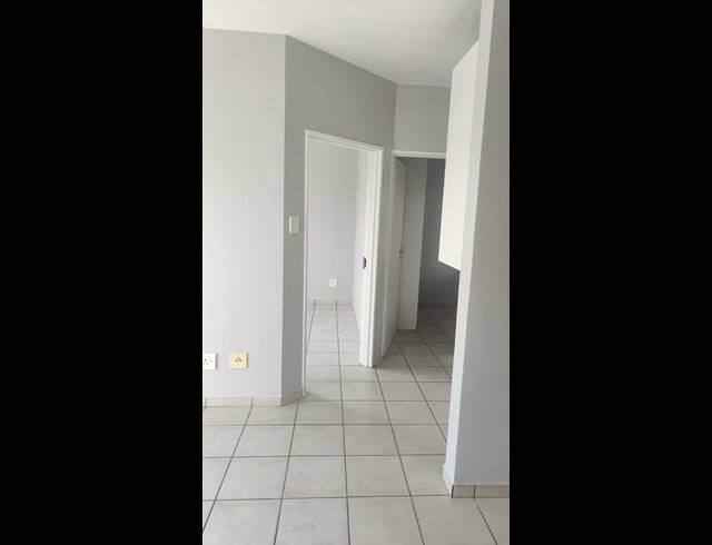 2 BEDROOM PROPERTY TO RENT IN VELD EN VLEI